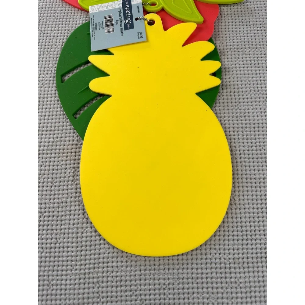 Tropical‎ Silicone Trivets 4 pc Set Flamingo Pineapple Palm Leaf Monstera